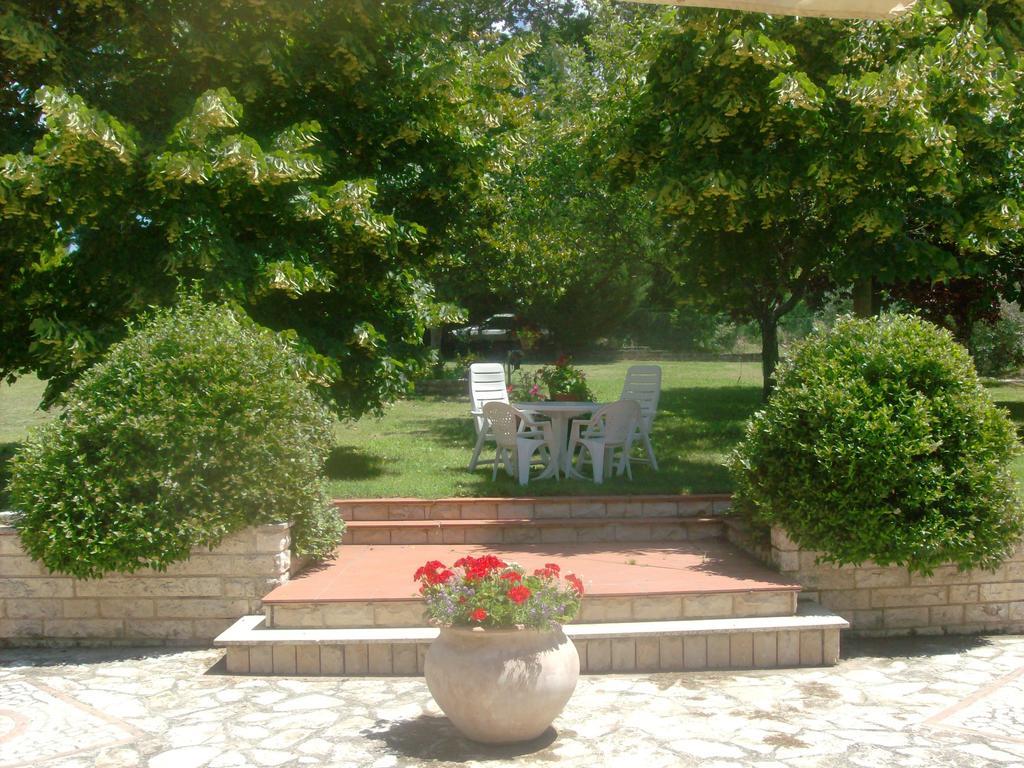 Bed And Breakfast Casale Isorella San Gemini Extérieur photo